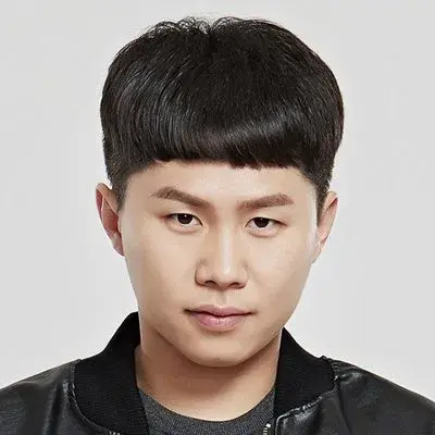 بیوگرافی Yang Se Hyung