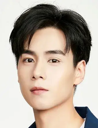 بیوگرافی Hu Yi Tian