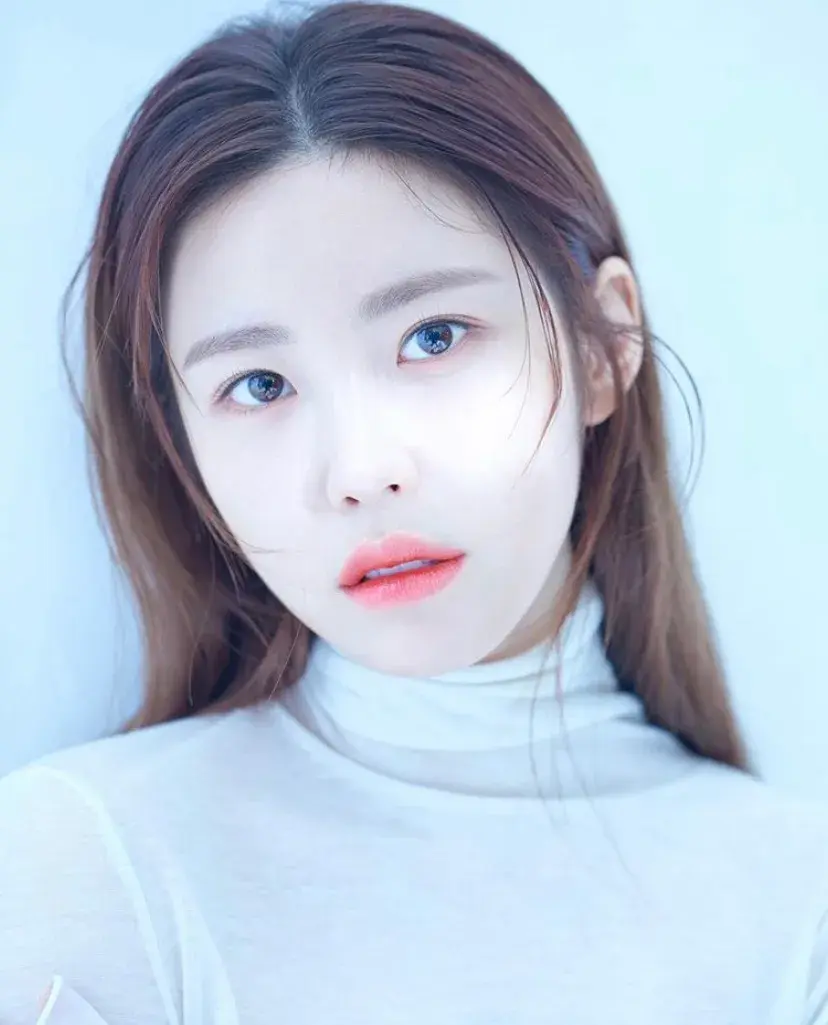 بیوگرافی Jeon Hyo Sung