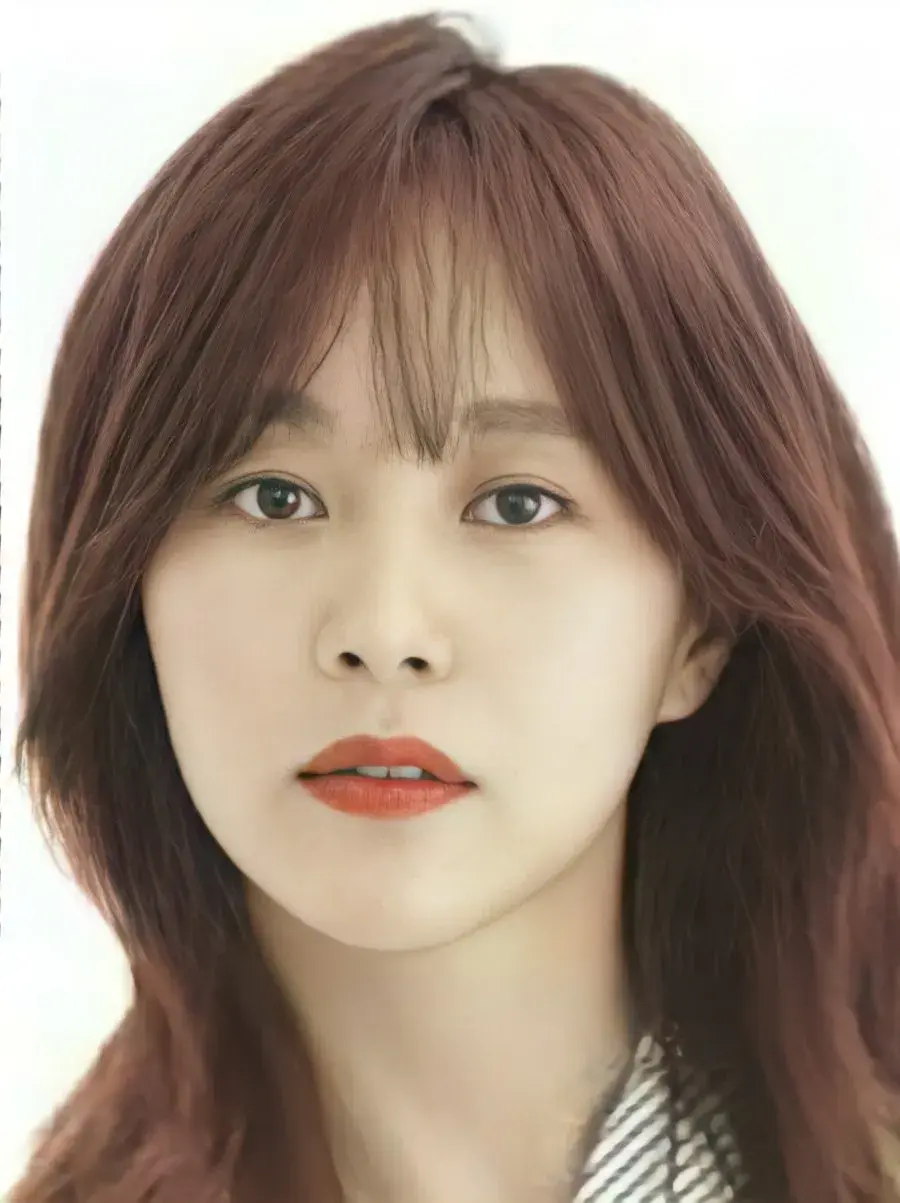 بیوگرافی Yoo Da In