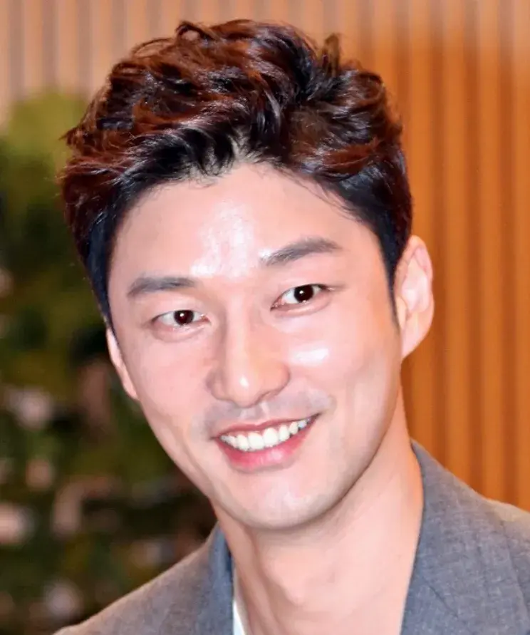 بیوگرافی Im Seong Gyu
