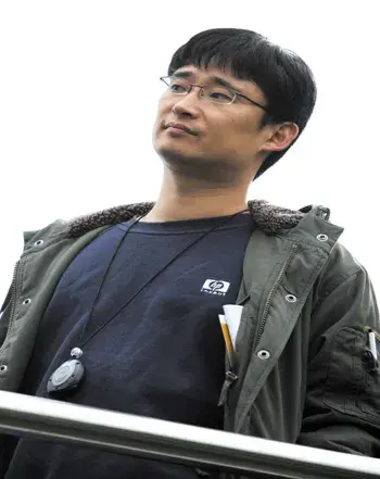 بیوگرافی Lee Seok Hoon