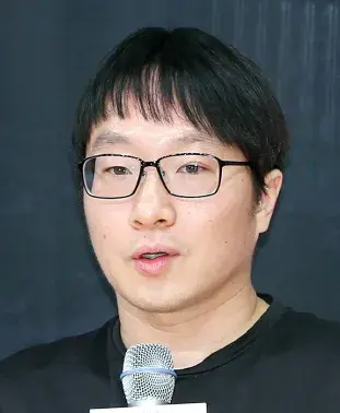 بیوگرافی Lee Jung Heum