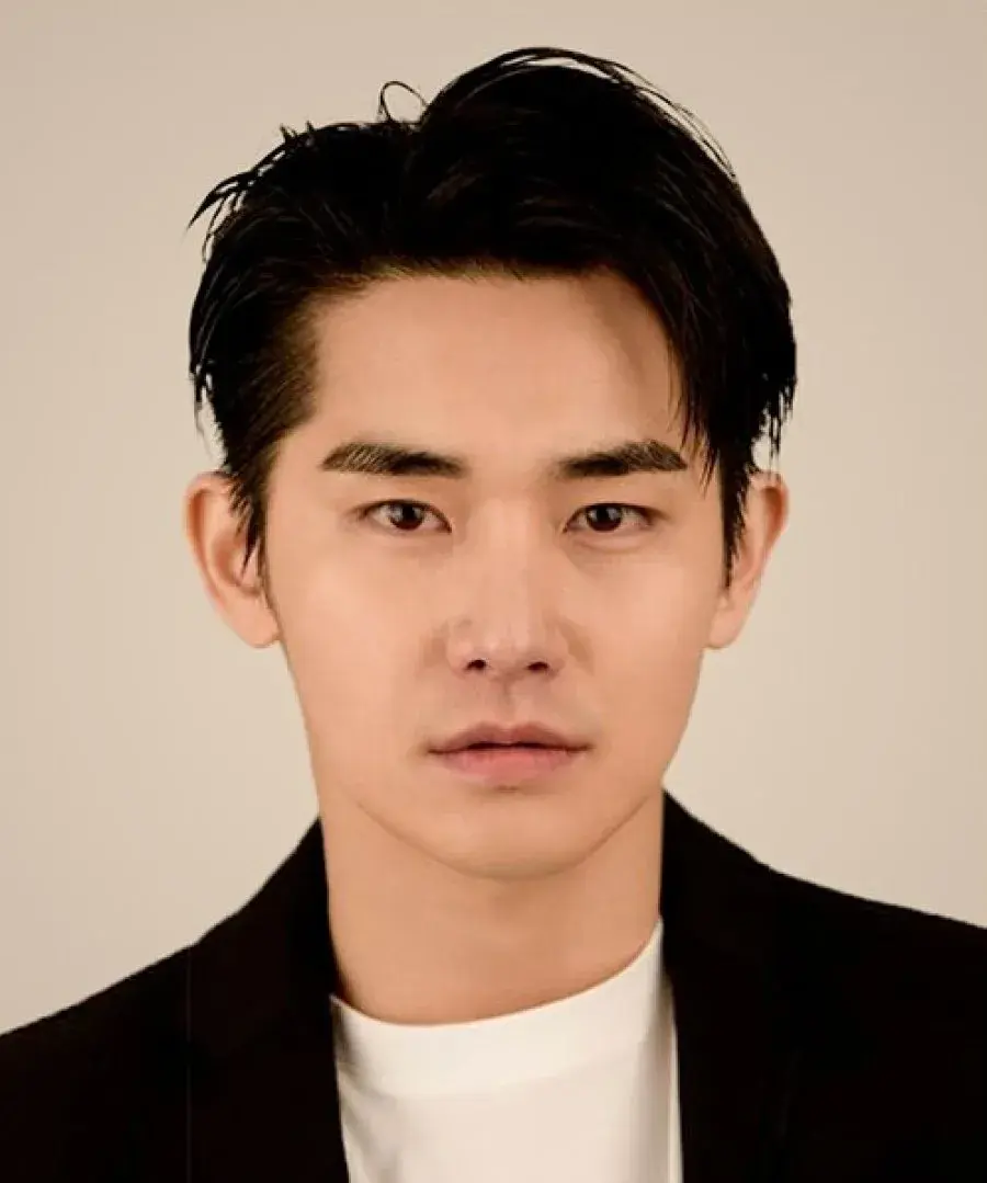 بیوگرافی Kim Jong Moon