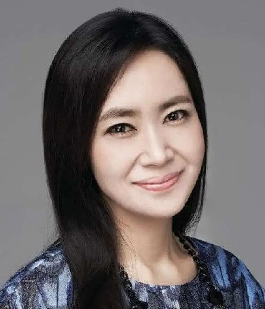 بیوگرافی Kim  Sun Kyung