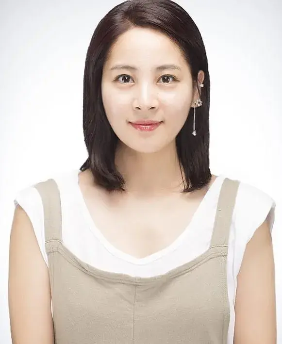 بیوگرافی Jang Joo Yeon