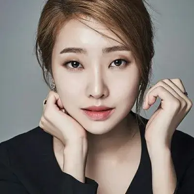 بیوگرافی Kim Da Hye