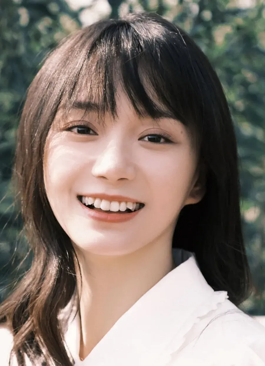 بیوگرافی Bu Guan Jin