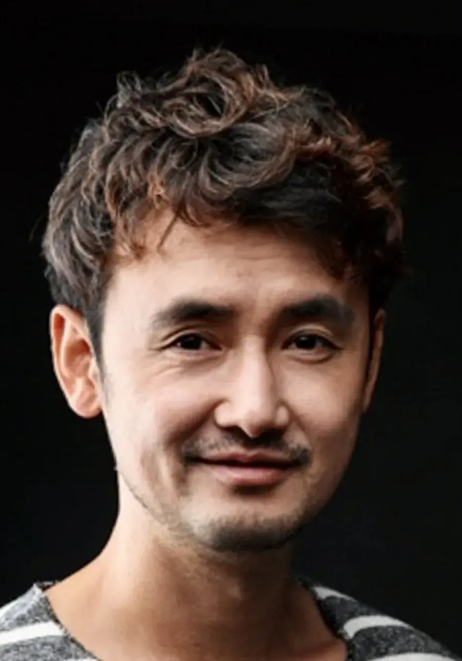 بیوگرافی Ahn Kyung Chan