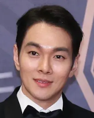 بیوگرافی Lee Kyu Han