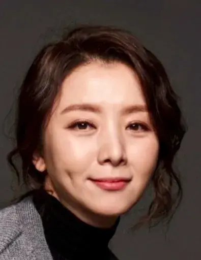 بیوگرافی Seo Ji Young