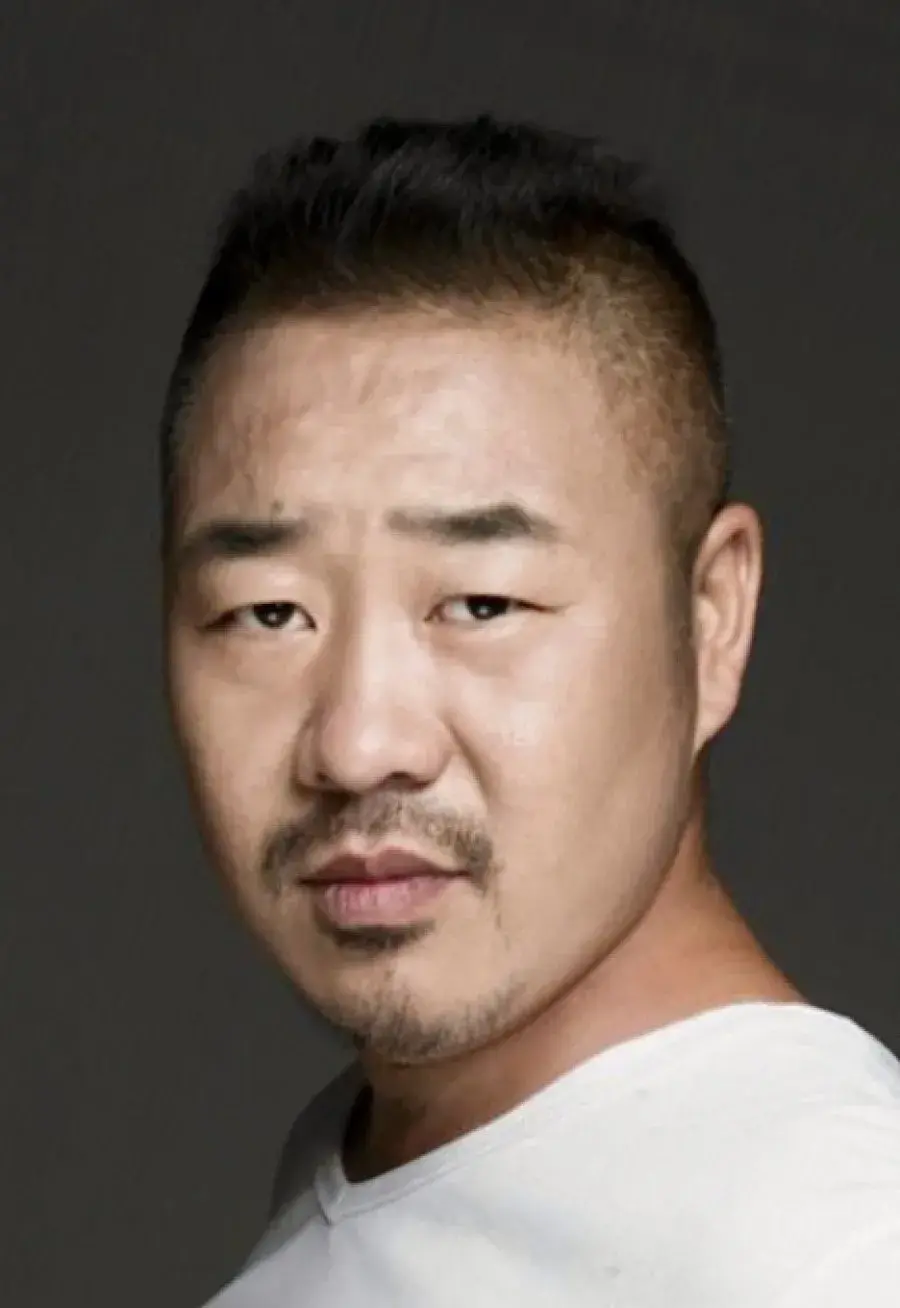 بیوگرافی Wang Yi Sheng