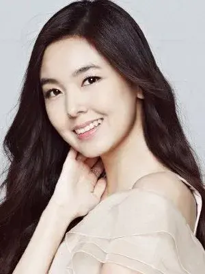 بیوگرافی Kang Soo Jin