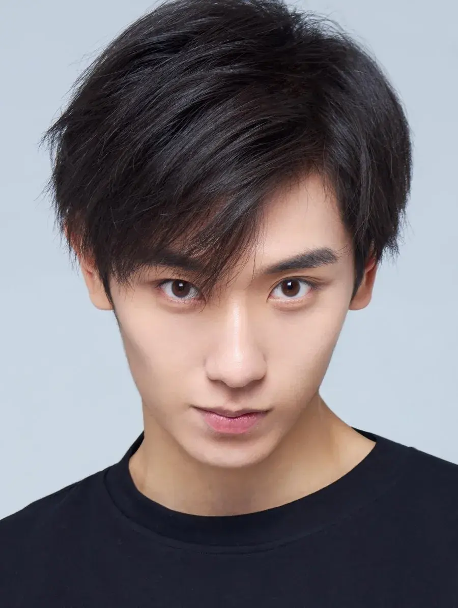 بیوگرافی Ren Yun Jie