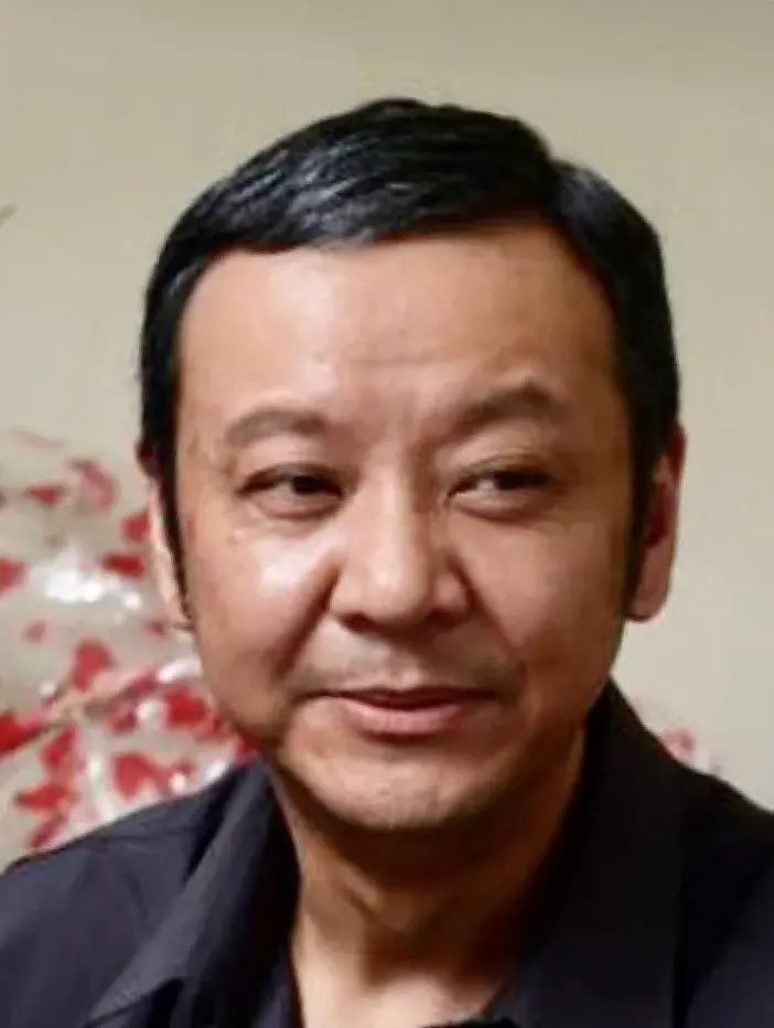 بیوگرافی Yi Zhao Bo