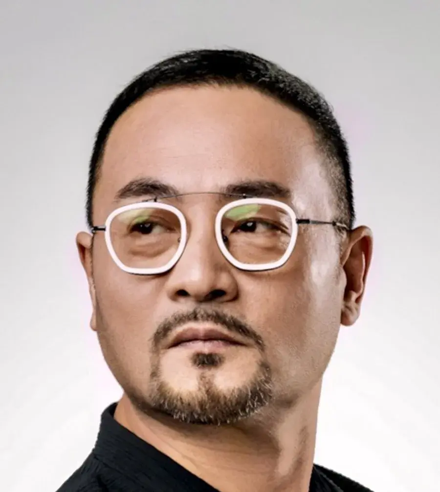 بیوگرافی Cheng Hong