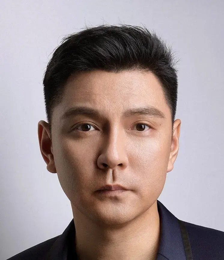 بیوگرافی Wang Jin Xin