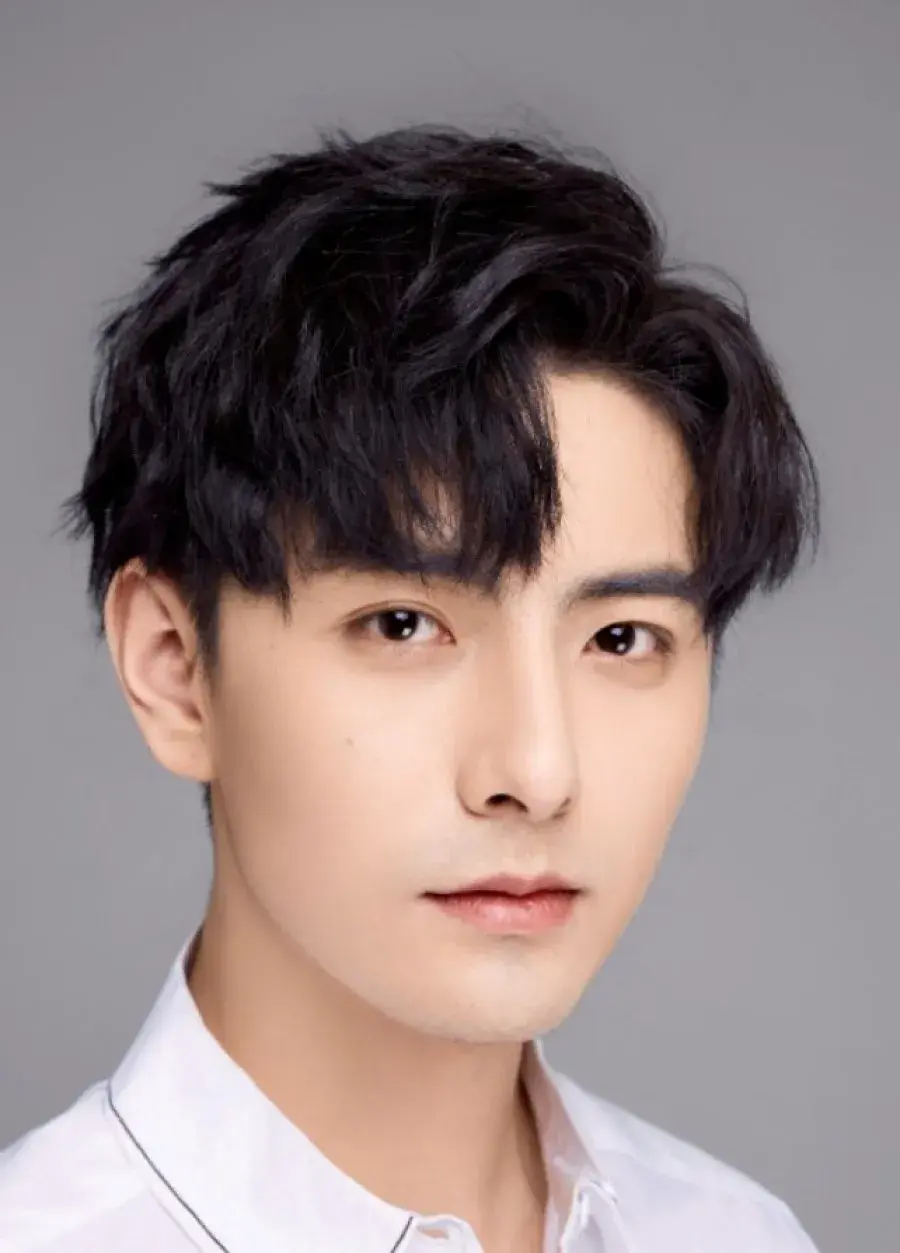 بیوگرافی Li Hao