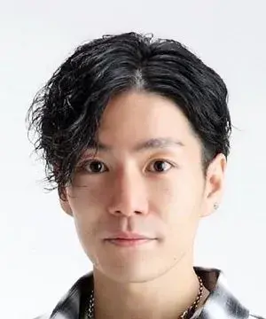 بیوگرافی Tomiura Satoshi