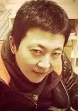 بیوگرافی Deng Wei En