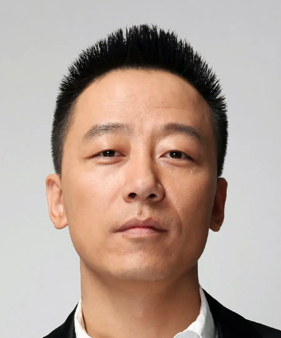 بیوگرافی Hu Ming