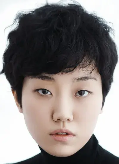 بیوگرافی Lee Joo Young