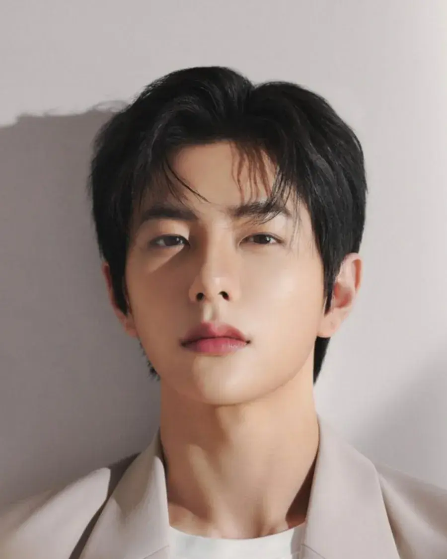 بیوگرافی Choi Bo Min