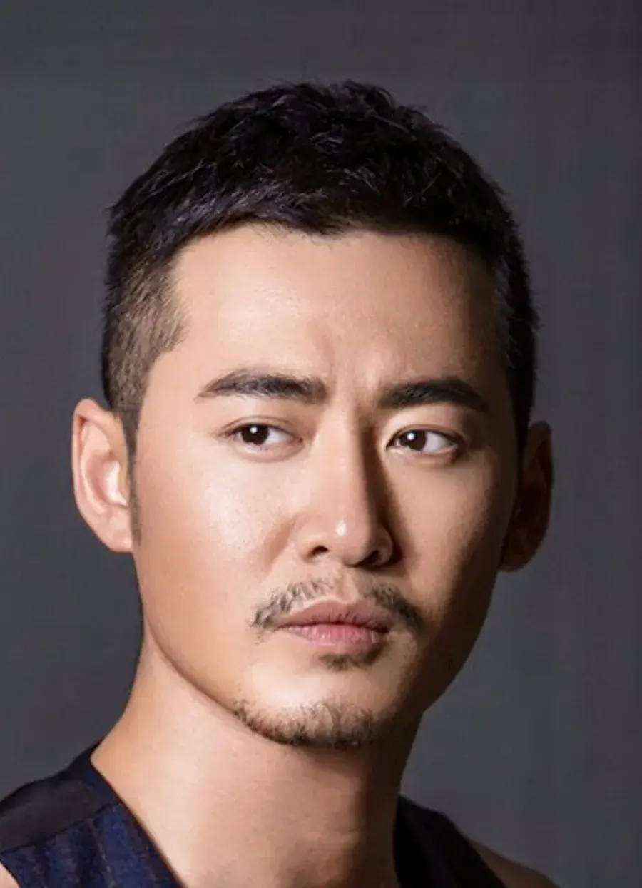 بیوگرافی Wei Wei