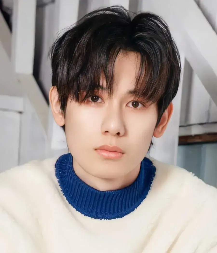 بیوگرافی Hu Xian Xu