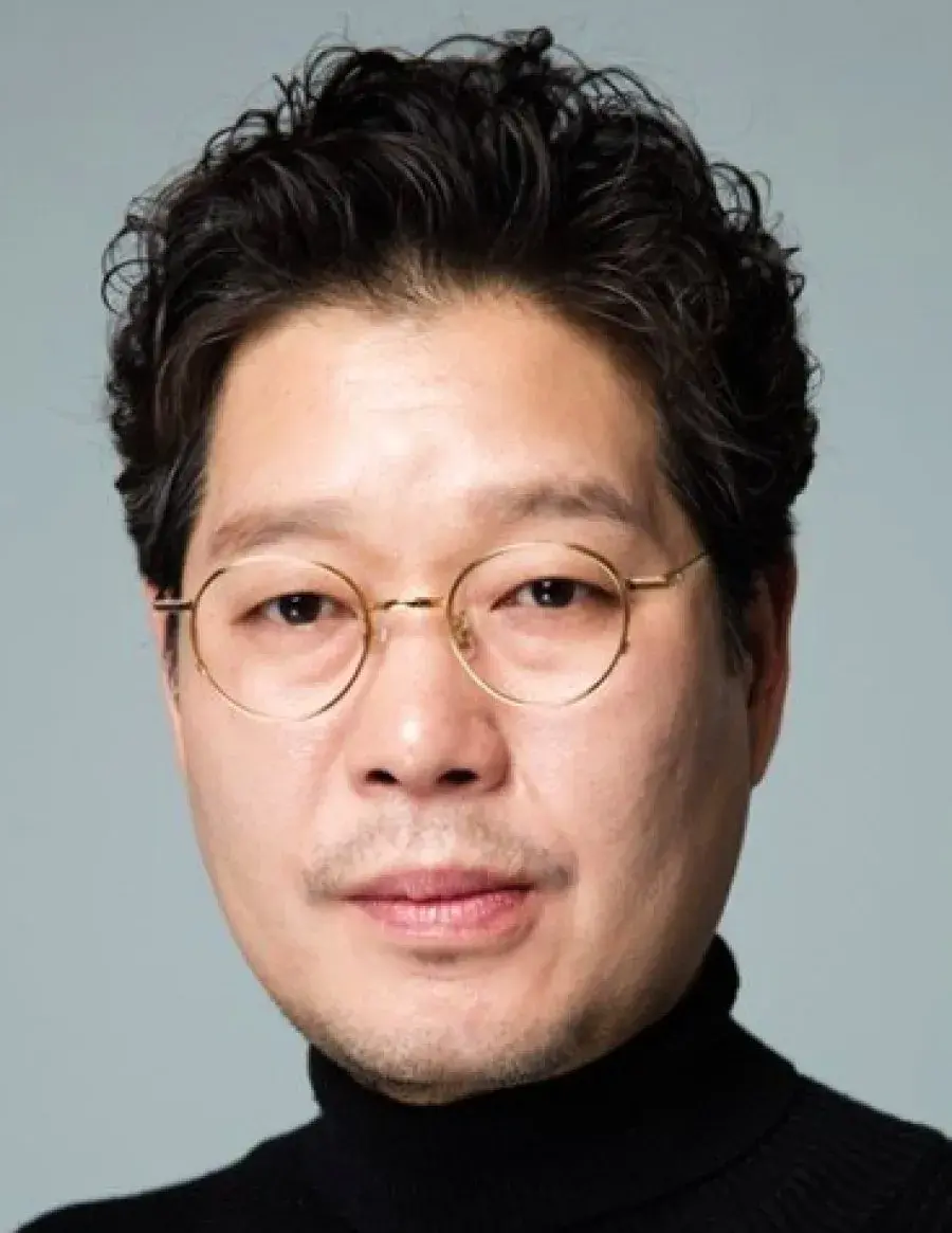 بیوگرافی Yoo Jae Myung