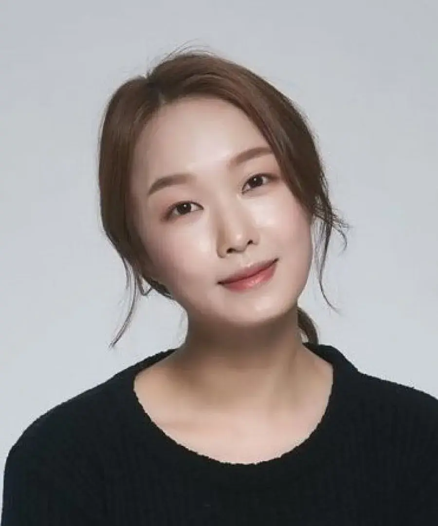 بیوگرافی Shim Young Eun
