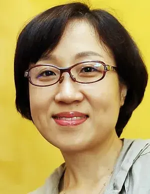 بیوگرافی Kang Eun Kyung