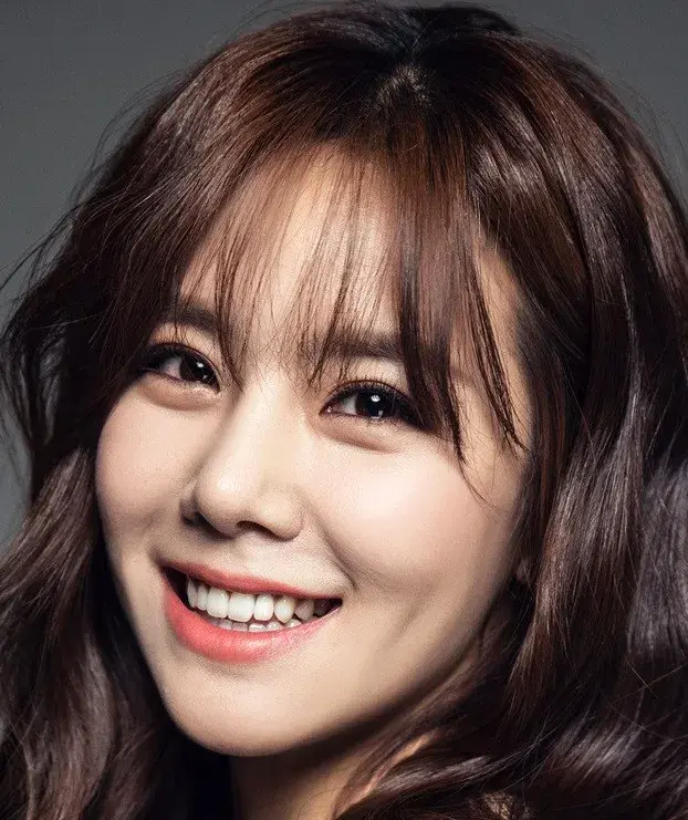 بیوگرافی Lee Yeon Du