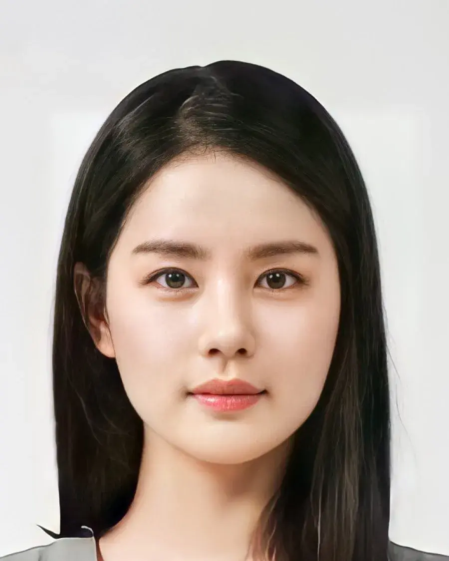 بیوگرافی Kim Joo Hyun