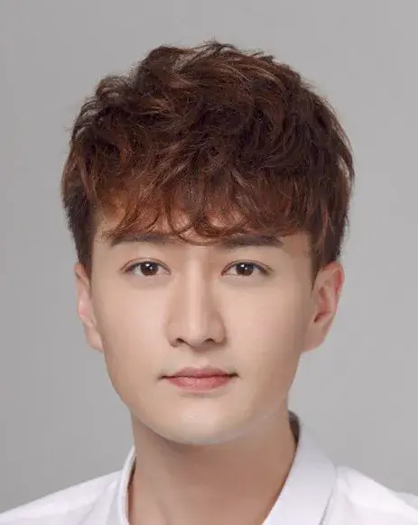 بیوگرافی Ren Gao