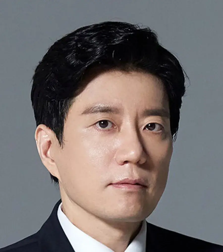 بیوگرافی Kim Myung Min