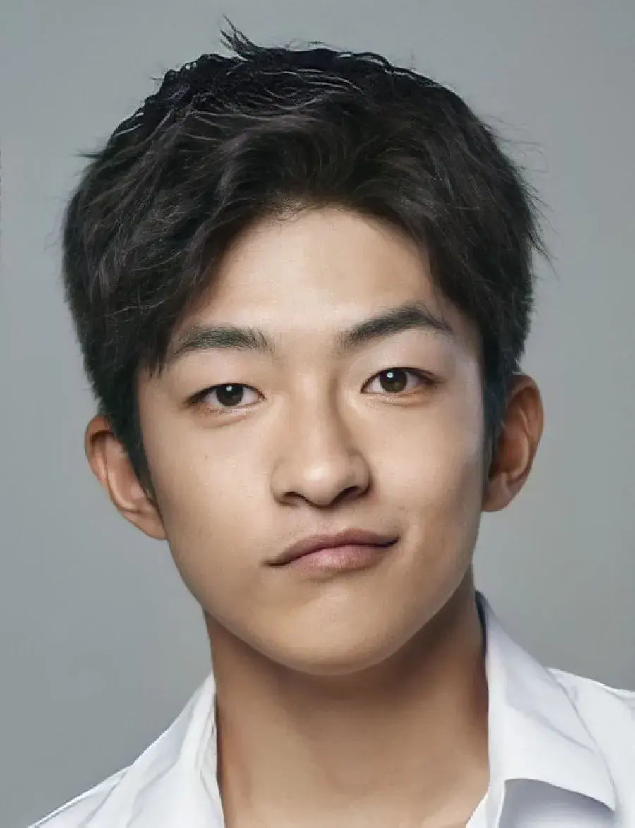 بیوگرافی Qu Chu Xiao