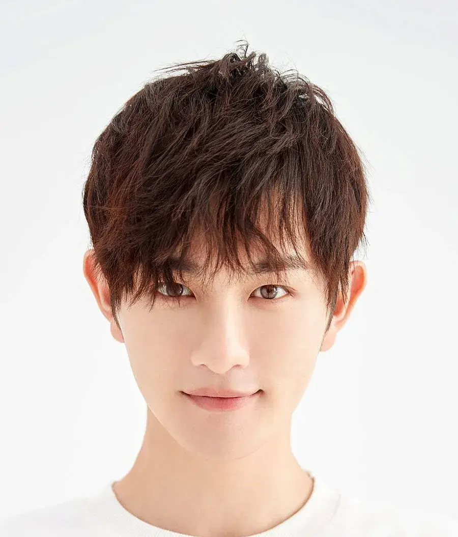 بیوگرافی Wang Zi Xin