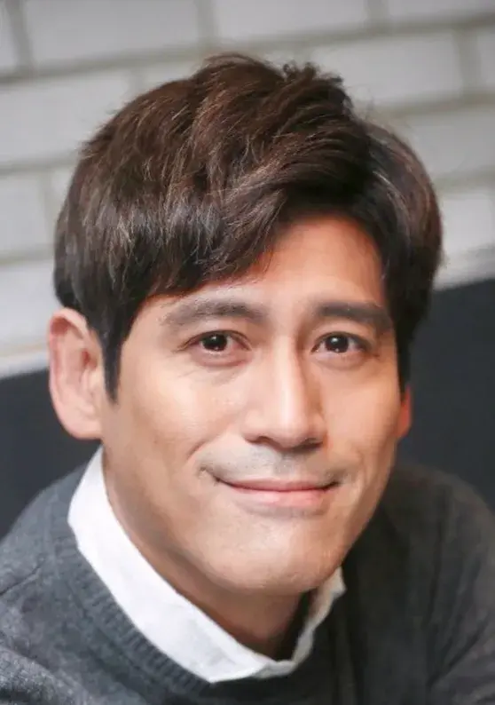 بیوگرافی Lee Hyung Chul