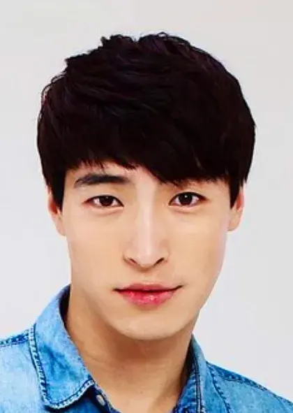 بیوگرافی Kim Deuk Gyum