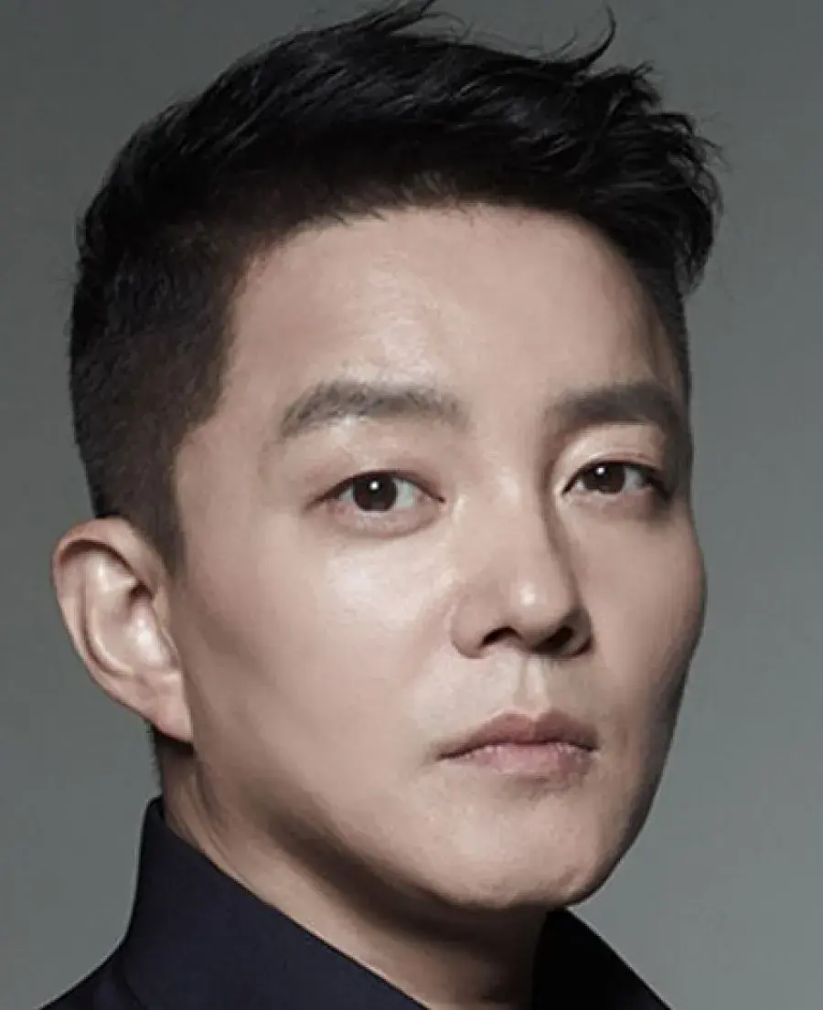 بیوگرافی Lee Bum Soo
