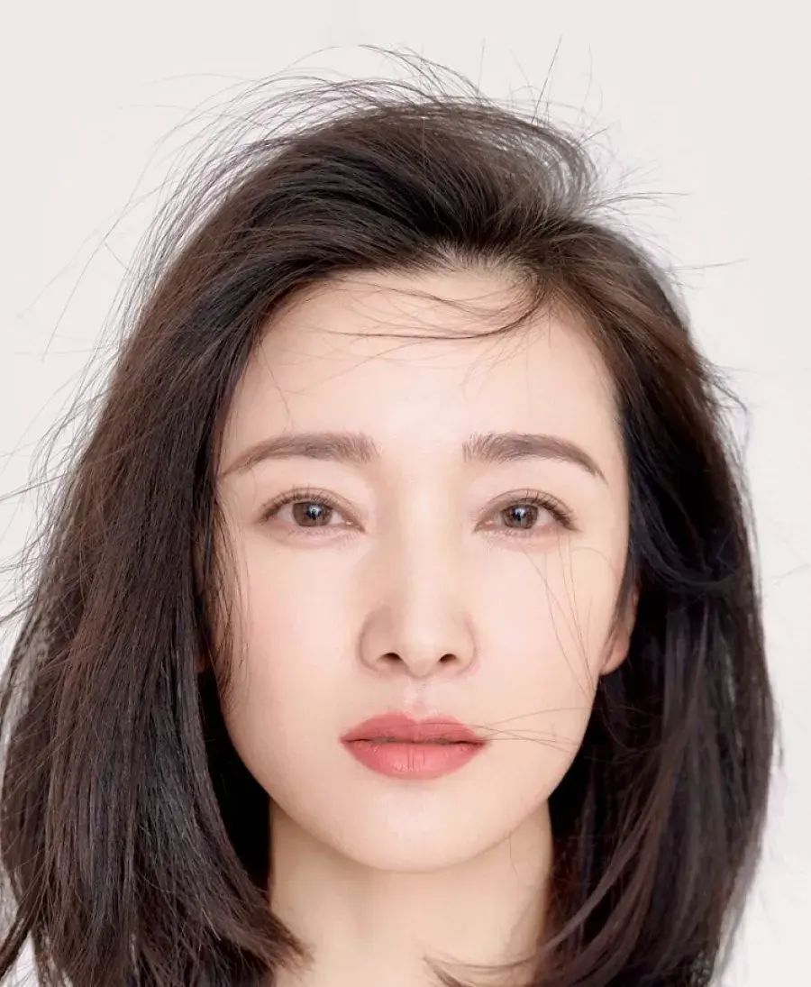 بیوگرافی Wang Yan Su