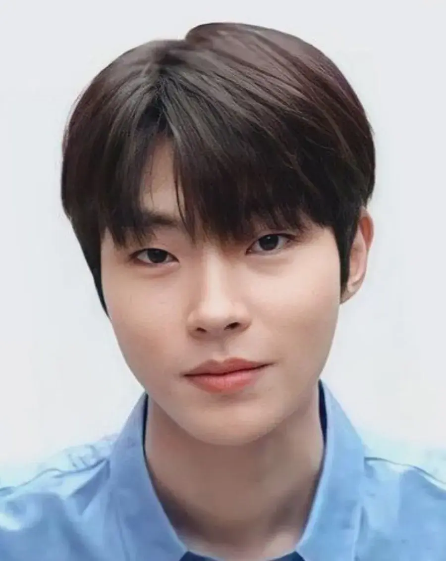 بیوگرافی Hwang In Youp