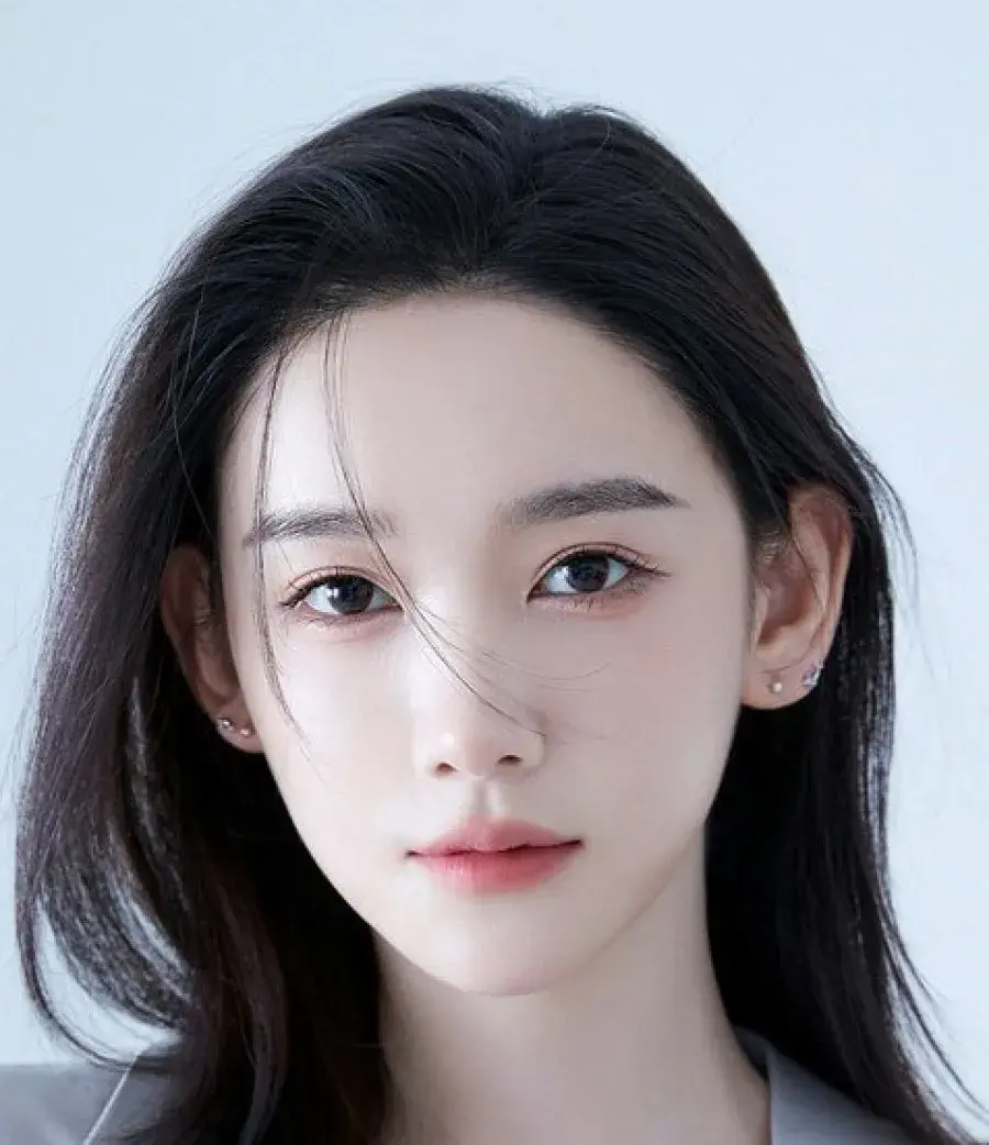 بیوگرافی Li Mu Chen