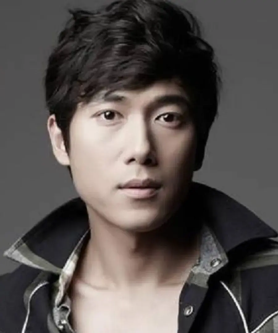 بیوگرافی Jung Young Sub