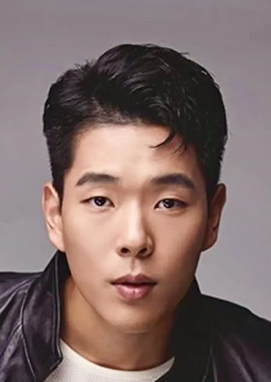 بیوگرافی Joo Yeon Woo