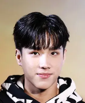 بیوگرافی Nimtawat Trai