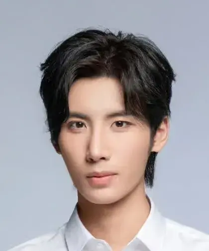 بیوگرافی Wong Yik Bun