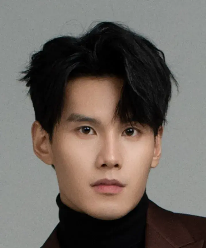 بیوگرافی Ye Xiao Qiu