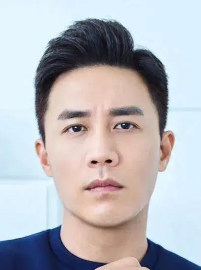 بیوگرافی Du Chun